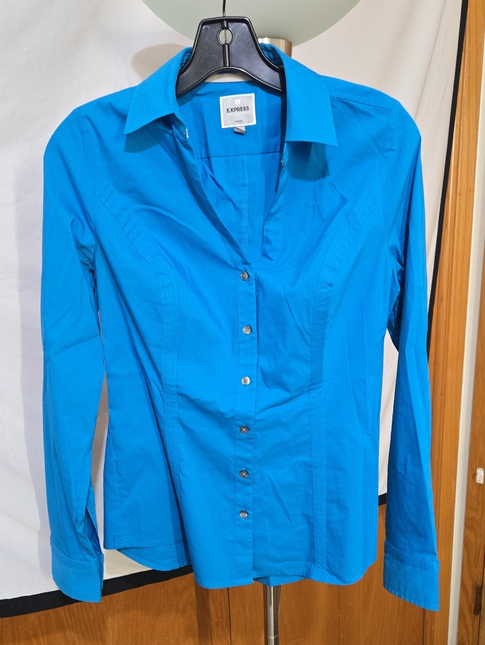 Express Women’s Bright Blue Fitted Button-Down Shirt S